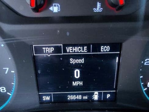 Used 2023 Chevrolet Equinox LS FWD image 16