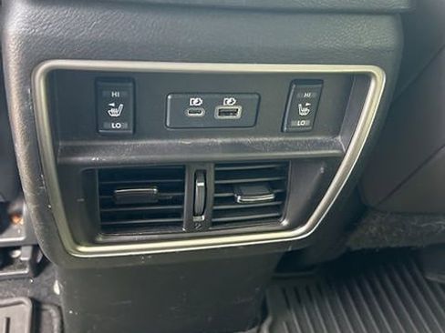 Used 2020 Nissan Murano Platinum w/ Cargo Package image 11