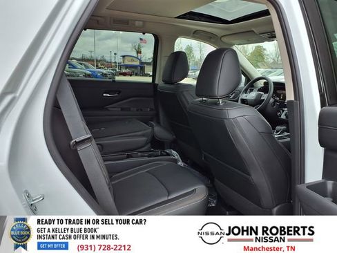 New 2026 Nissan Pathfinder SL AWD/4WD image 19