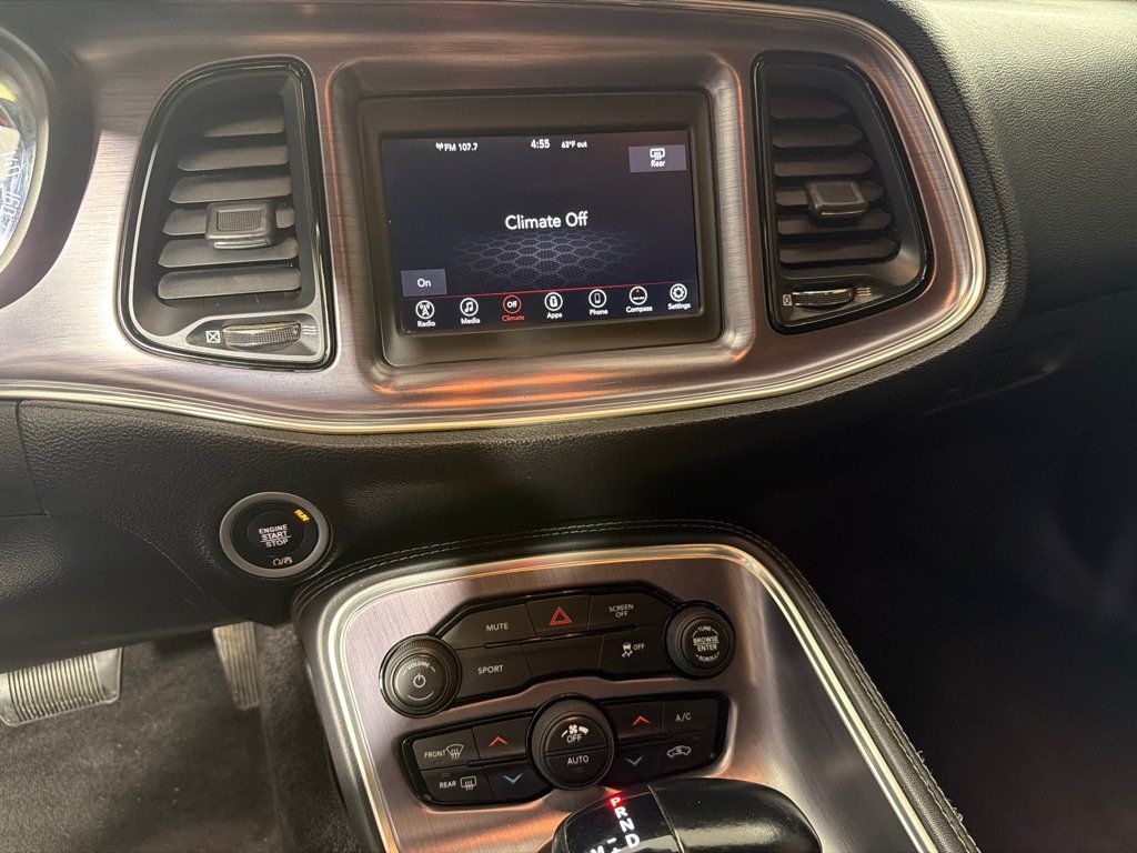 Used 2018 Dodge Challenger SXT w/ Blacktop Package RWD image 12