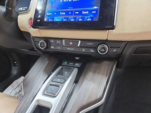 Used 2018 Honda Clarity Touring image 14
