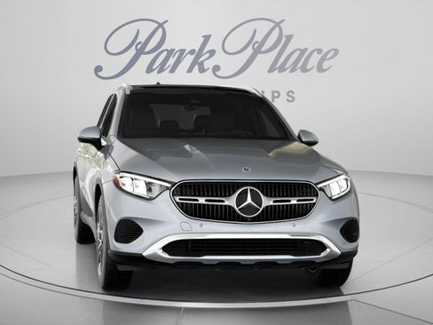 Used 2026 Mercedes-Benz GLC 300 image 35
