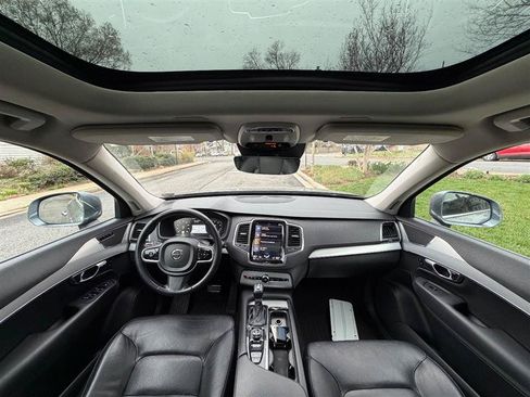 Used 2016 Volvo XC90 T6 Momentum AWD/4WD image 31