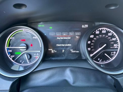 Used 2024 Toyota Camry XSE w/ Cold Weather Package FWD image 15
