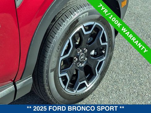 Used 2025 Ford Bronco Sport Outer Banks w/ Outer Banks Tech Package+ image 12