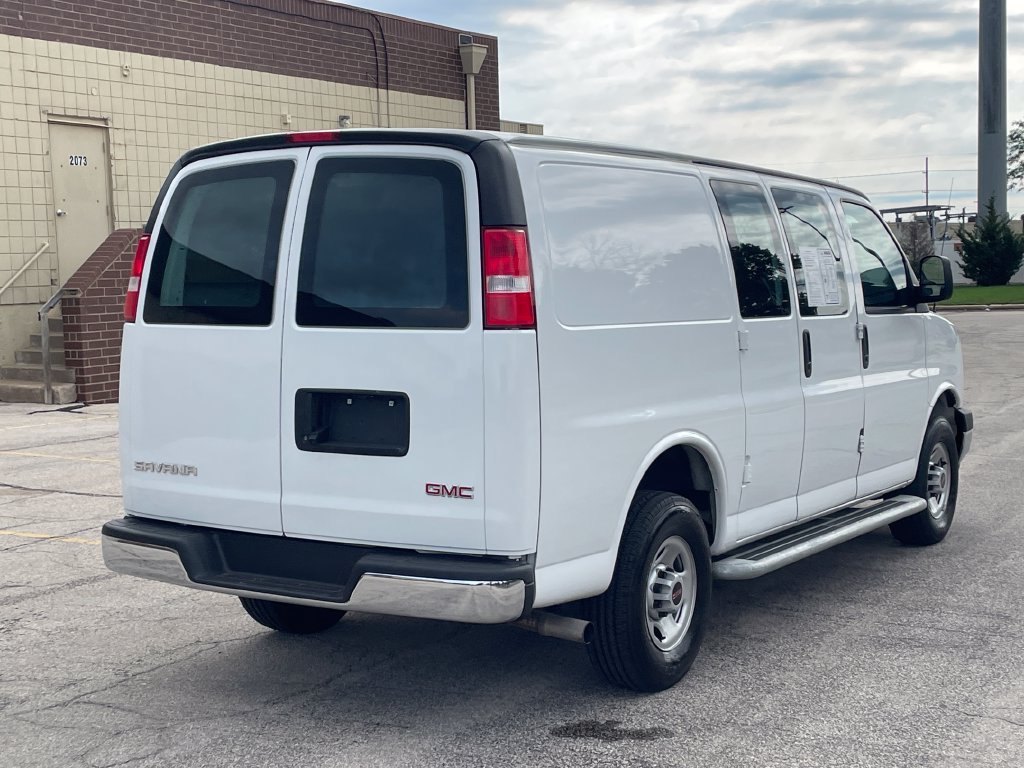 Used 2024 GMC Savana 2500 w/ Driver Convenience Package RWD image 5