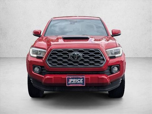 Used 2021 Toyota Tacoma TRD Sport AWD/4WD image 2