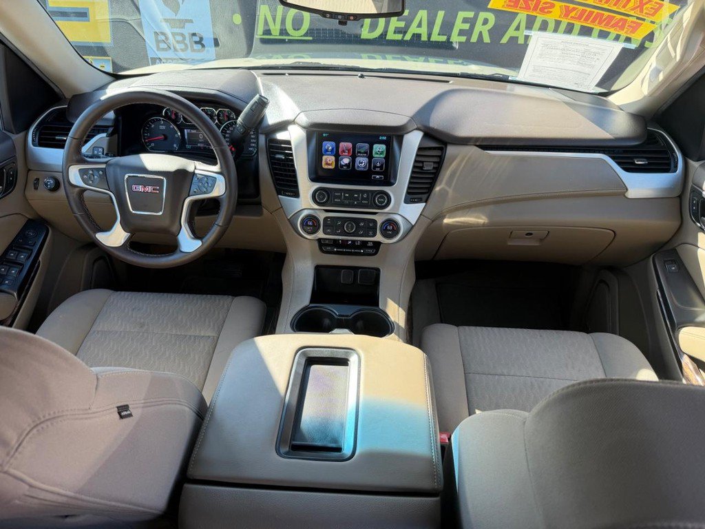 Used 2017 GMC Yukon XL SLE w/ Enhanced Driver Alert Package RWD image 23