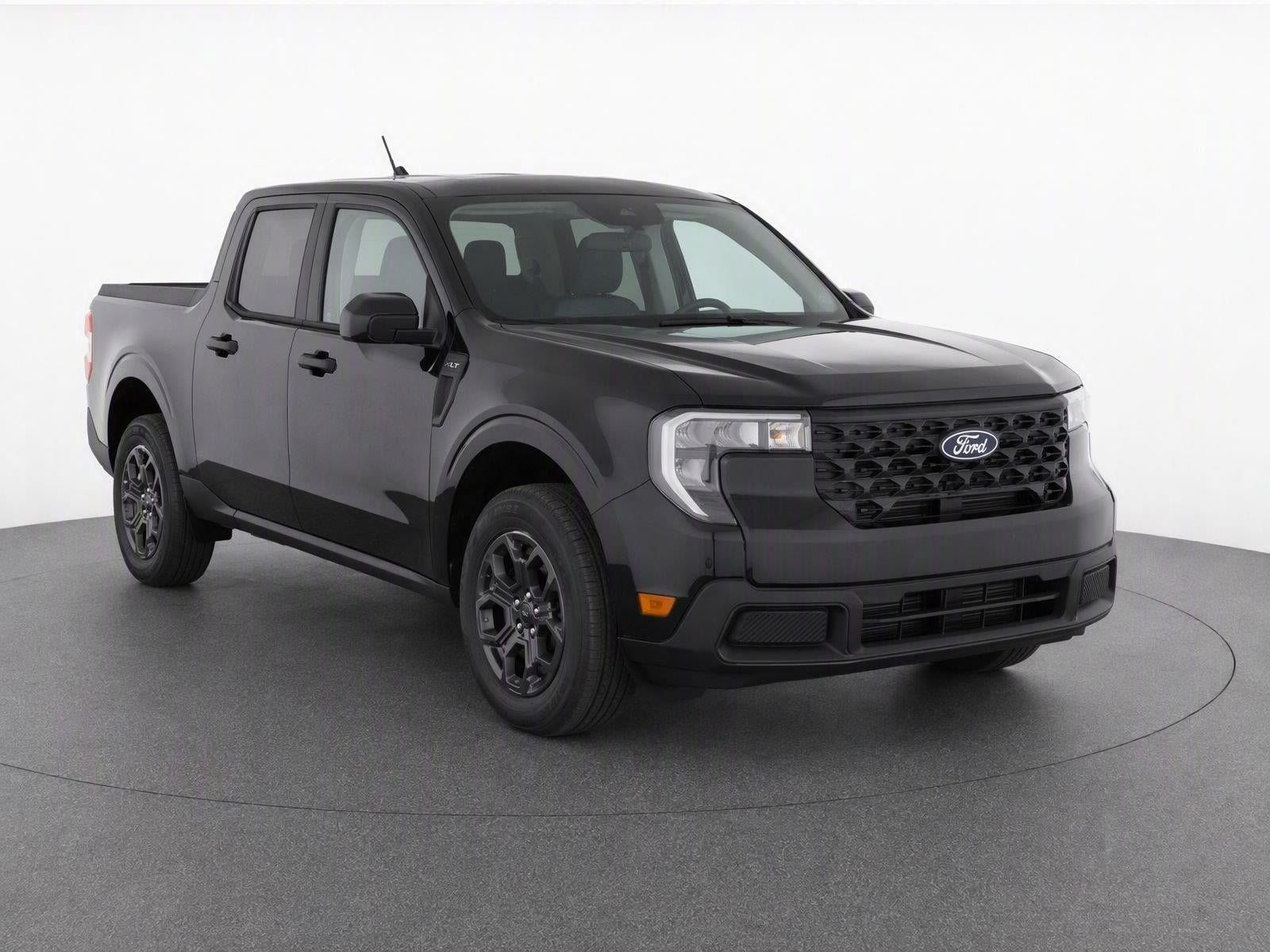 Used 2026 Ford Maverick XLT AWD/4WD image 1