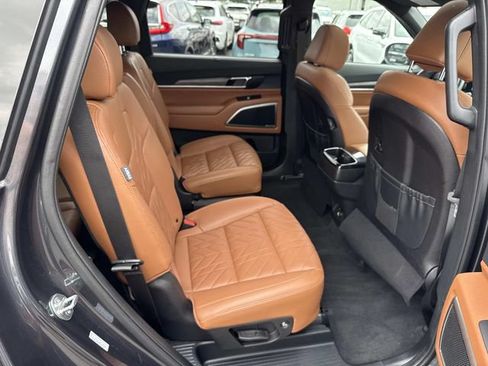 Used 2024 Kia Telluride EX X-Line AWD/4WD image 11