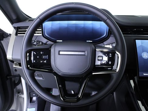 New 2026 Land Rover Range Rover Sport Dynamic SE AWD/4WD image 17