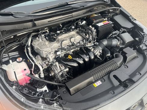 Used 2020 Toyota Corolla LE image 44