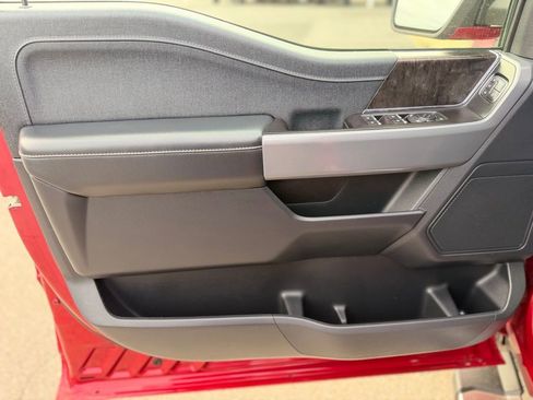 Used 2022 Ford F150 Lariat w/ FX4 Off-Road Package image 10