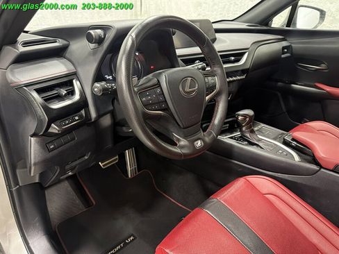 Used 2019 Lexus UX 250h F Sport image 3