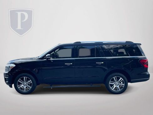 Used 2023 Ford Expedition Max Limited AWD/4WD image 5