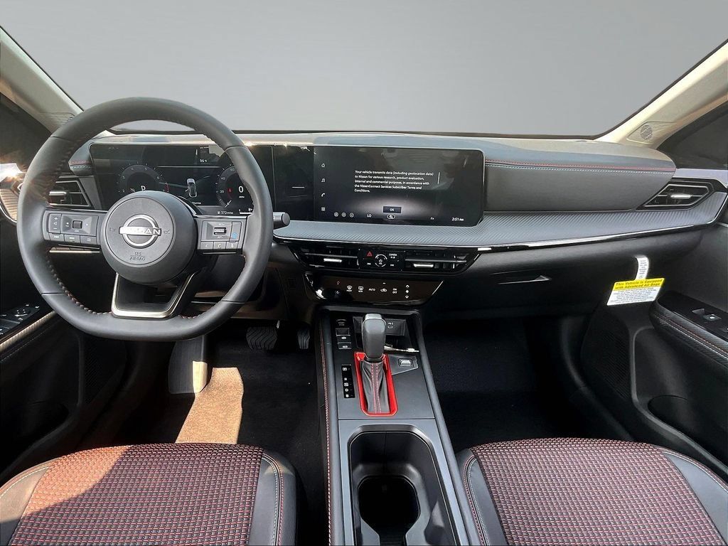 Used 2026 Nissan Kicks SR FWD image 5