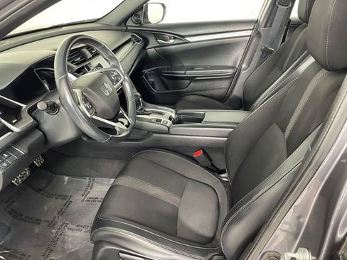 Used 2021 Honda Civic Sport image 2