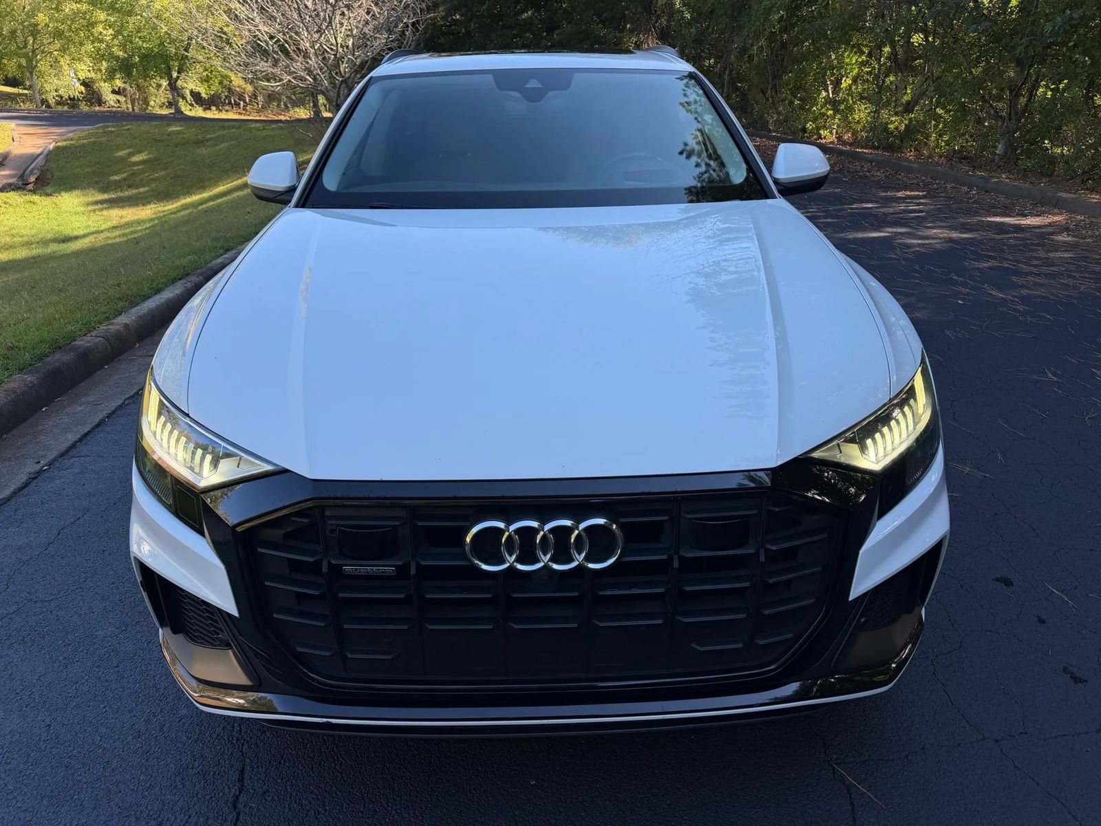 Used 2019 Audi Q8 Prestige AWD/4WD image 3