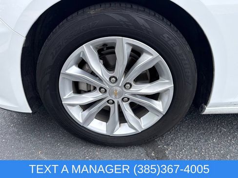 Used 2024 Chevrolet Malibu LT FWD image 9