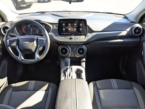 Used 2025 Chevrolet Blazer LT image 16