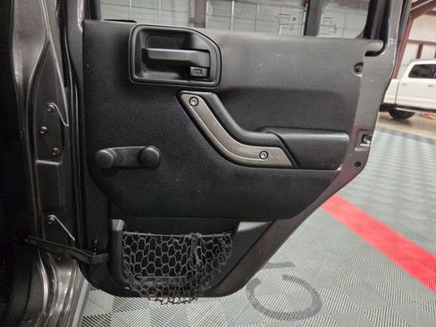 Used 2017 Jeep Wrangler Unlimited Sport w/ Max Tow Package image 33