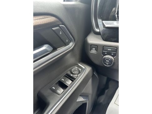 Used 2023 Chevrolet Silverado 1500 RST AWD/4WD image 32