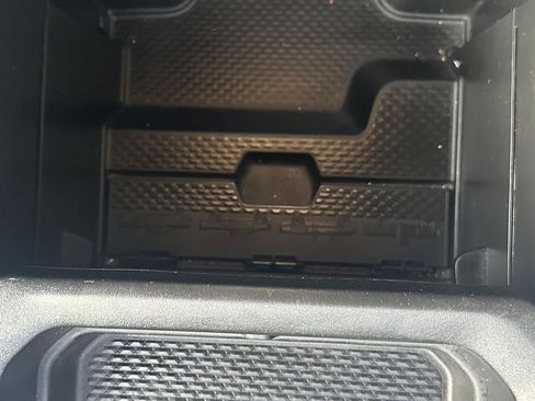 Used 2025 RAM 1500 Laramie image 21