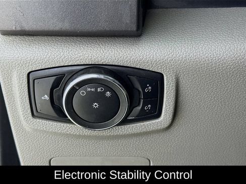 Used 2017 Ford F250 XLT AWD/4WD image 11