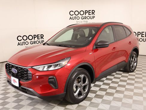 Used 2025 Ford Escape ST-Line AWD/4WD image 9