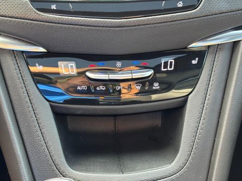 Used 2025 Cadillac XT5 Premium Luxury FWD image 23
