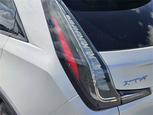 Used 2023 Cadillac XT4 Sport image 11