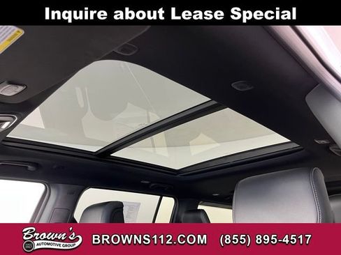 Used 2026 Jeep Grand Wagoneer Limited w/ Premium Group II AWD/4WD image 18