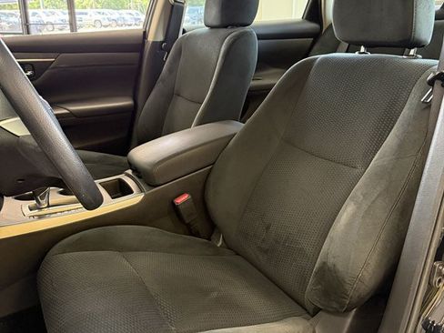 Used 2015 Nissan Altima 2.5 S w/ Special Edition Package FWD image 13