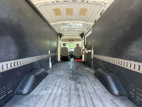 Used 2019 Ford Transit 150 148 Medium Roof RWD image 16