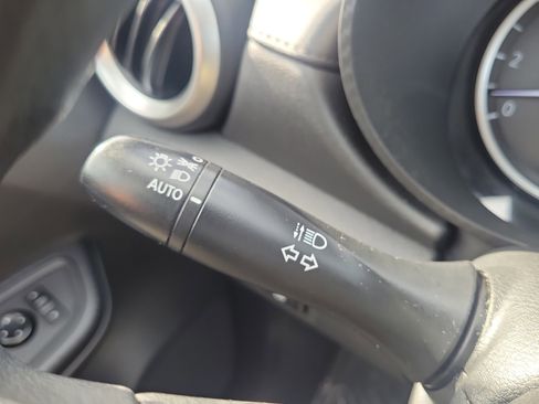 Used 2023 Nissan Versa S w/ Trunk Package image 16