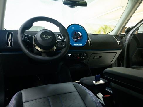 Used 2025 MINI Cooper Countryman S image 12