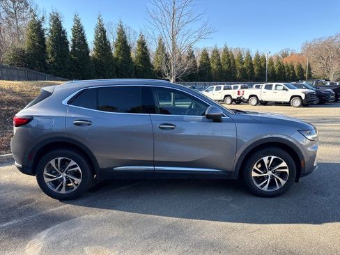 Used 2021 Buick Envision Essence w/ Technology Package I image 8