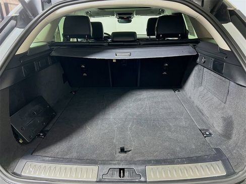 Used 2024 Land Rover Range Rover Velar S image 23