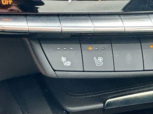 Used 2024 Cadillac XT4 Sport AWD/4WD image 19