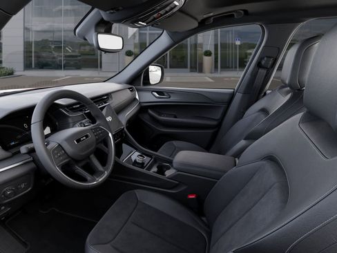 New 2025 Jeep Grand Cherokee L Altitude image 22