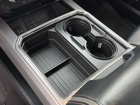 Used 2021 Ford F250 Platinum image 36