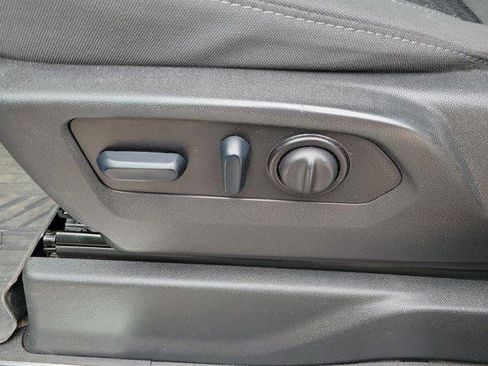 Used 2023 Chevrolet Silverado 2500 LT w/ Convenience Package image 22