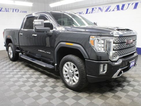 Used 2020 GMC Sierra 2500 Denali w/ Denali Ultimate Package AWD/4WD image 3