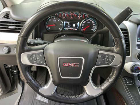 Used 2019 GMC Yukon SLT image 29