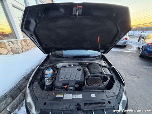 Used 2013 Volkswagen Passat TDI SEL Premium image 15