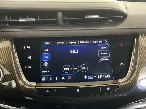 Used 2021 Cadillac XT6 Sport w/ Platinum Package image 11