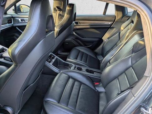 Used 2018 Porsche Panamera Turbo S image 18