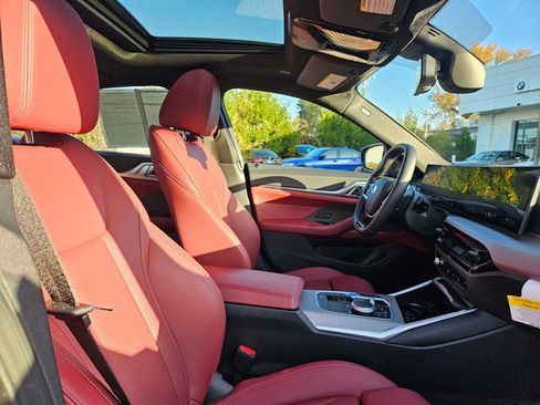Used 2025 BMW i4 xDrive40i w/ Premium Package image 10