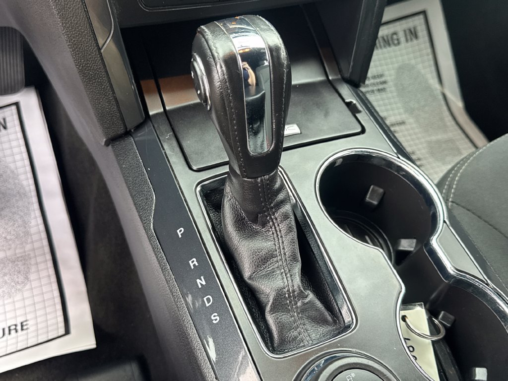 Used 2018 Ford Explorer XLT AWD/4WD image 48