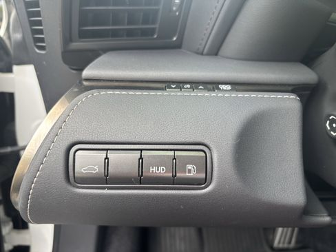 Used 2022 Lexus LC 500 Convertible w/ Touring Package RWD image 24